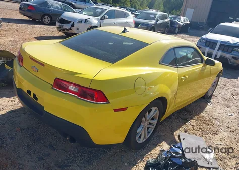 2014 Chevrolet Camaro 1Ls z USA, uszkodzony, nr VIN 2G1FE1E34E9204097